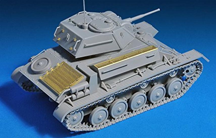 MiniArt Советский легкий танк 5 членов экипажа пластиковая модель MA35243 1/35 Т-80 и члены экипажа/подвижная гусеничная лента