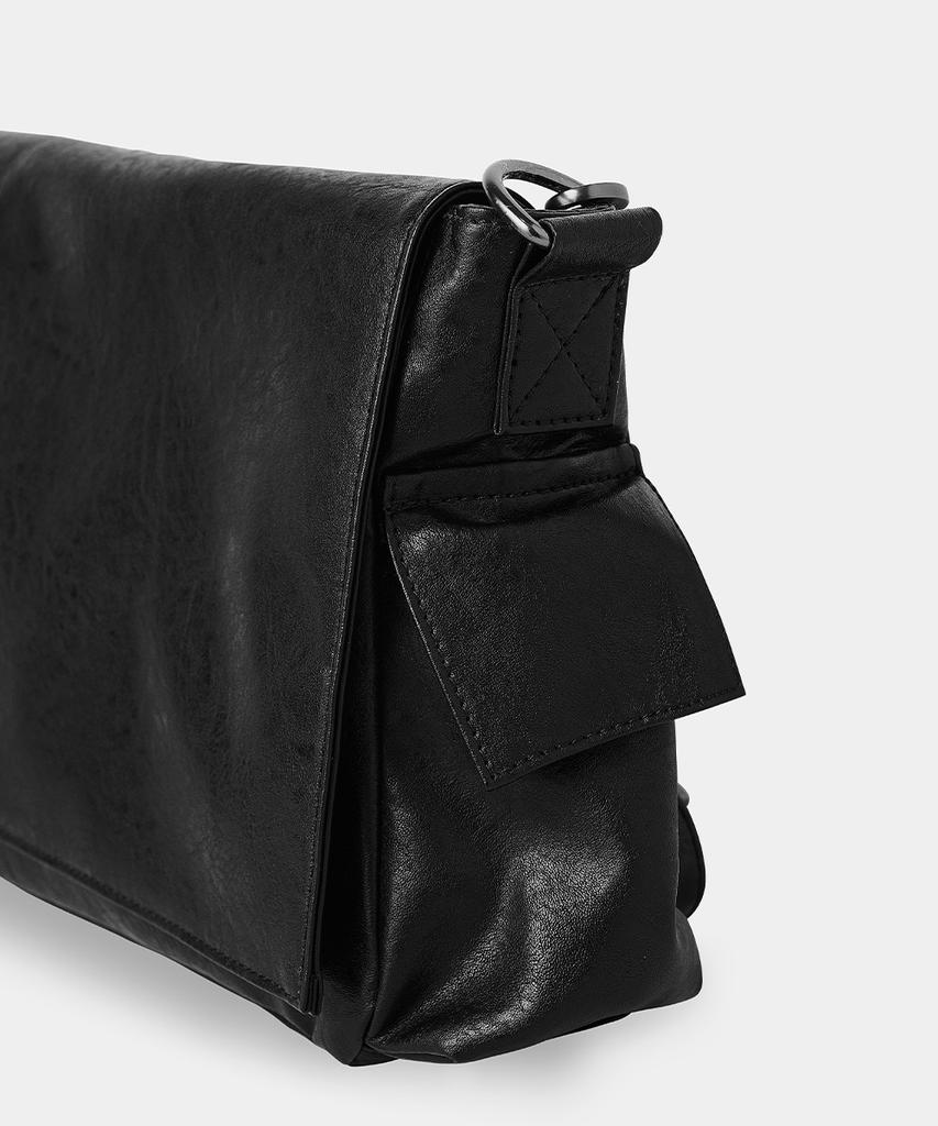 Maison Mined Сумка через плечо из фактурной кожи Черная