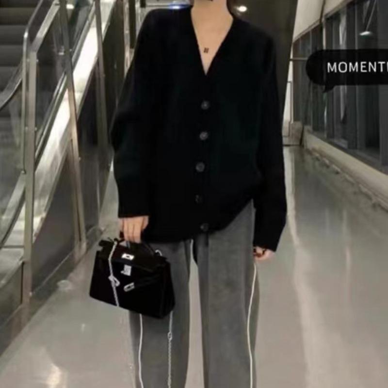 Korean Plush for Ladies Cardigan Autumn Winter Loose Two Pockets Knit Fashion Sweater Solid Color Temperament Coat