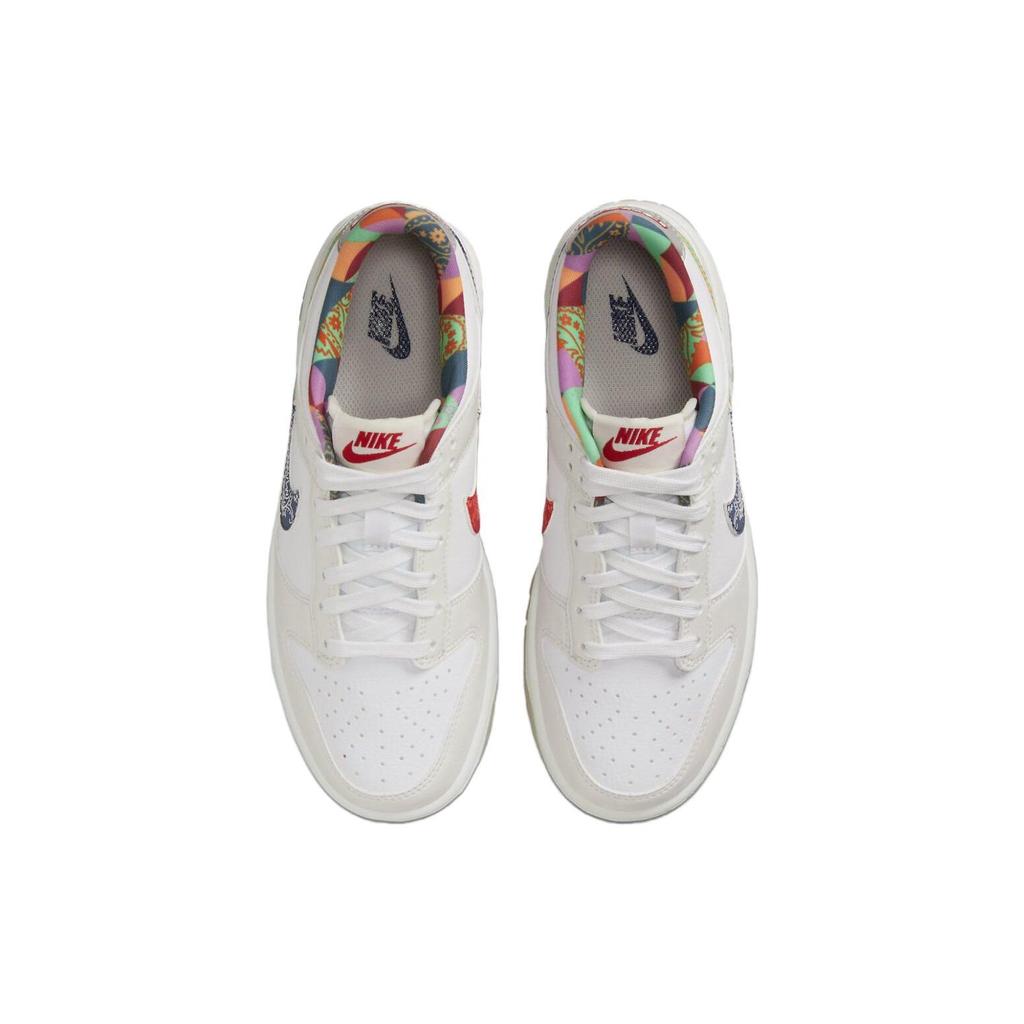 Nike Детские кроссовки Dunk Low GS Multi-Color Paisley Белый рассеянно-синий мистик-красный FN8913-141