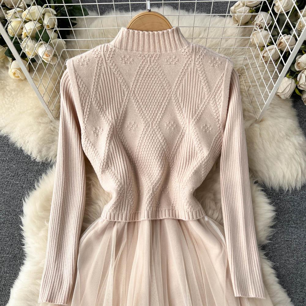 Женское трикотажное платье с нерегулярной сетчатой ​​строчкой, короткий свитер с небольшим благовонием, жилет, осенне-зимний костюм из двух предметов