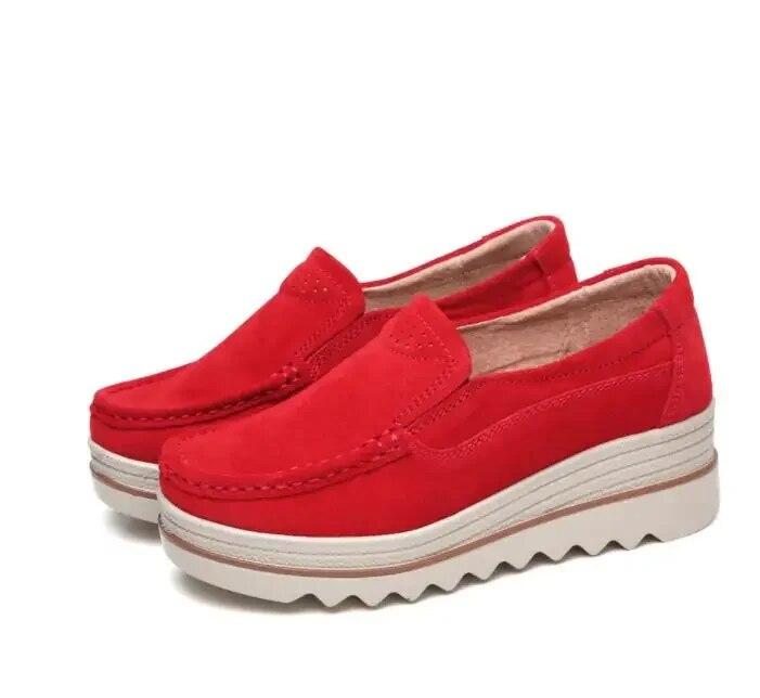 Женская обувь, новые весенние кроссовки на платформе на плоской подошве, женские замшевые кожаные женские повседневные туфли без шнуровки на плоской подошве, ползучие мокасины на каблуке