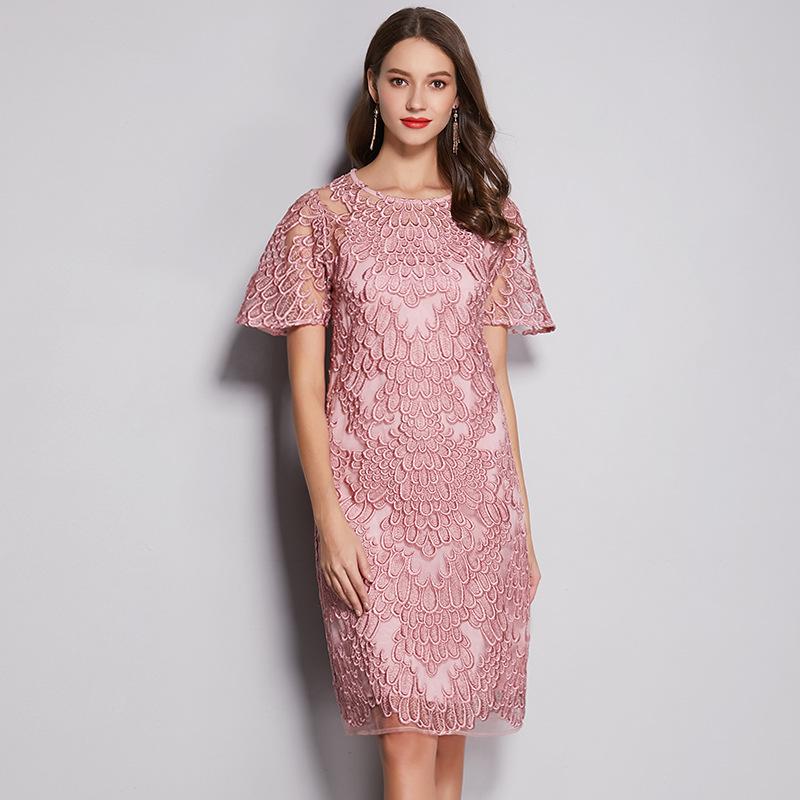 Летнее платье из вышитого кружева большого размера - Универсальное праздничное платье для мам