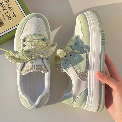 Модная повседневная обувь для женщин весной и летом 2025 года, новая обувь на толстой подошве для студенток, повседневная спортивная обувь для скейтборда