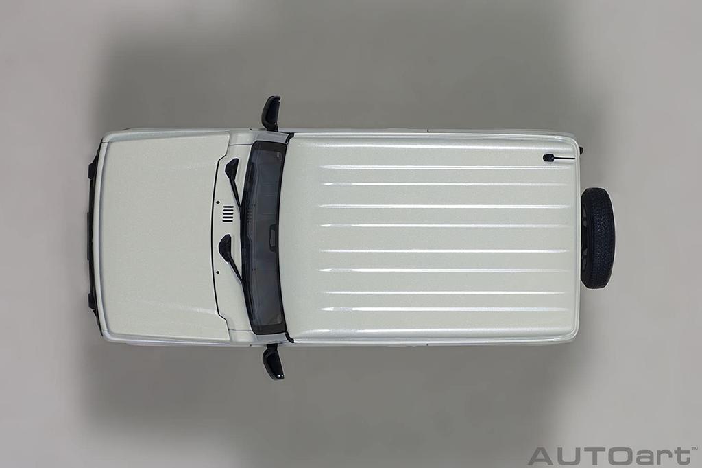 AUTOart Масштаб Suzuki Jimny Белый перламутр Готовая модель 78505 1/18 (JB64)