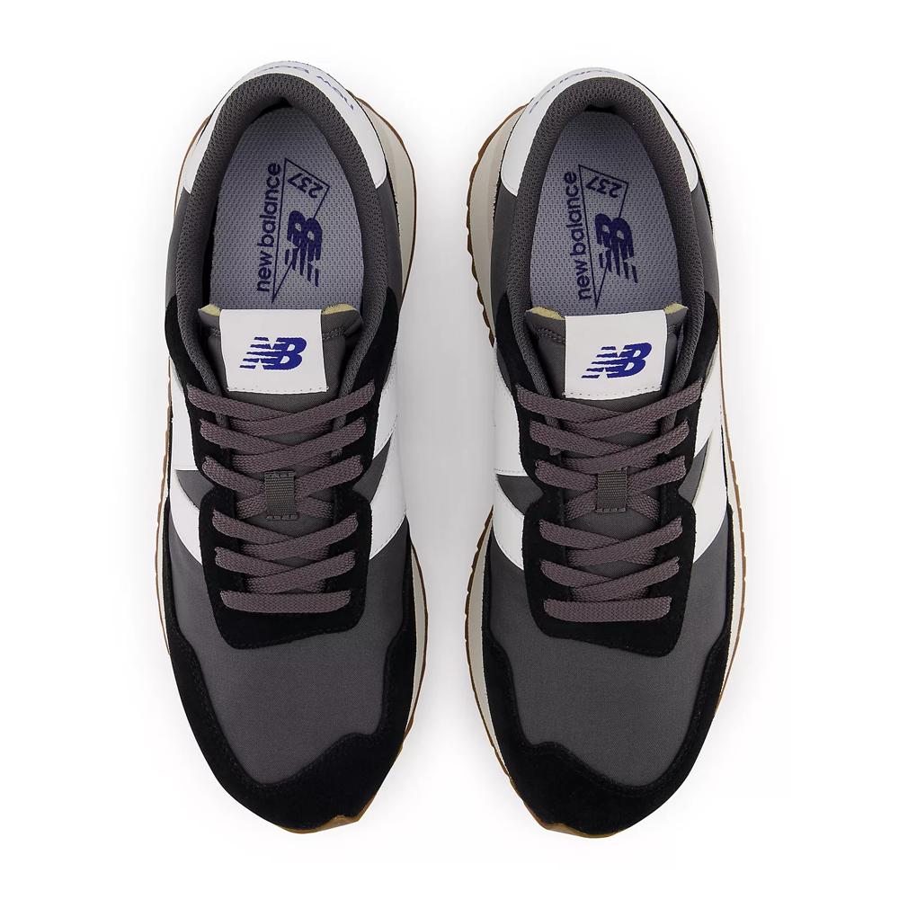 Sneakers New Balance black / magnet Version 237