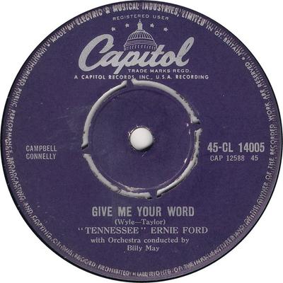 7-дюймовая пластинка TENNESSEE ERNIE FORD - Дай мне слово / Река без возврата 45CL14005 Capitol Records - Великобритания Кантри/Фолк Б/У