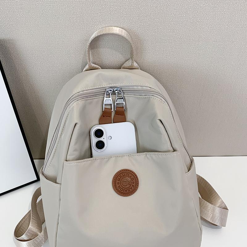 Large Capacity Backpack Women's Lightweight Commuter Travel Backpack Student Schoolbag