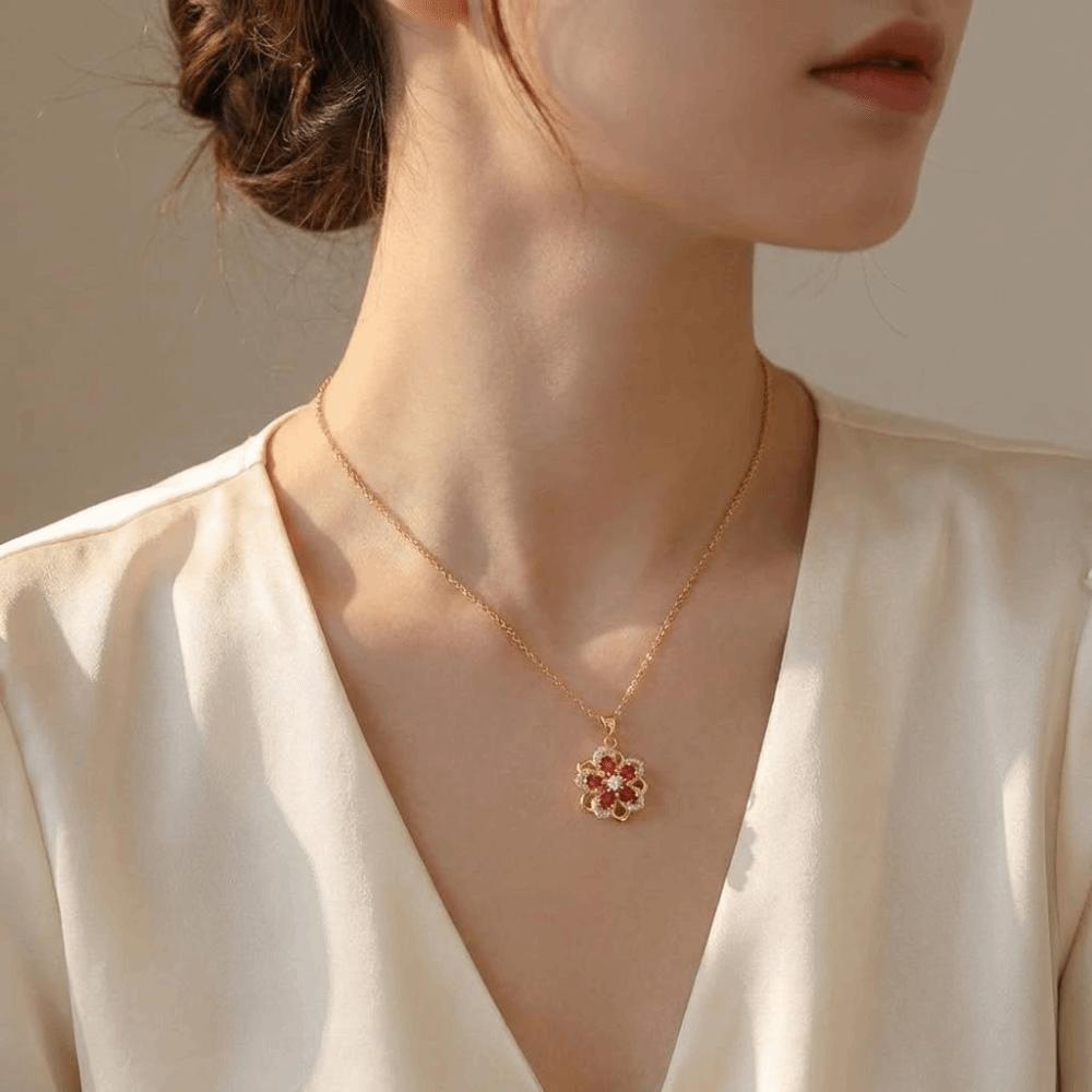 Shiny Zircon Pendant Necklace Crystal Petal Gold Necklace Gifts Rotatable Flowers Choker Wedding