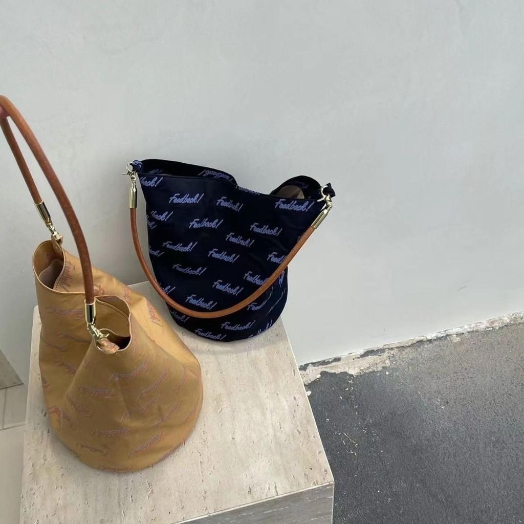 IELGY Женская тонкая парусная сумка из искусственной кожи с буквенным принтом и сумкой для барабанов, повседневная японская простая тканевая сумка для подмышек