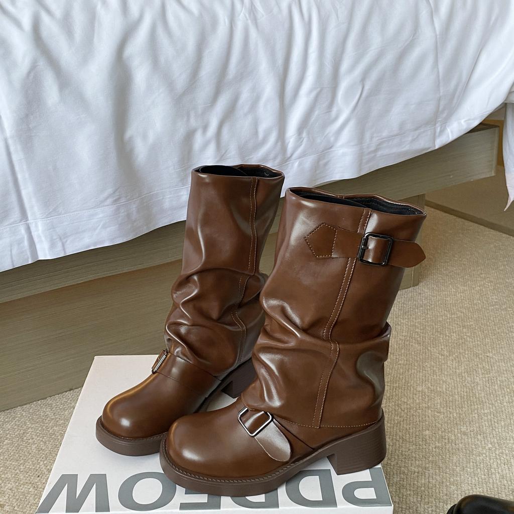 Модные рыцарские сапоги для женщин 2025 Осень Коричневые сапоги до середины икры из ПУ кожи Плиссированные с пряжкой Женские слипоны на толстом каблуке Сапоги для верховой езды Mujer