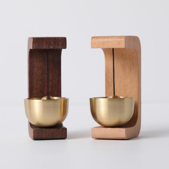 Brass Wood Shopkeepers Bell Loud Sound Front Door Hanging Bell Wind Chime Magnetic Door Opening Doorbell Home Office Coffee Shop Entrance Decoration