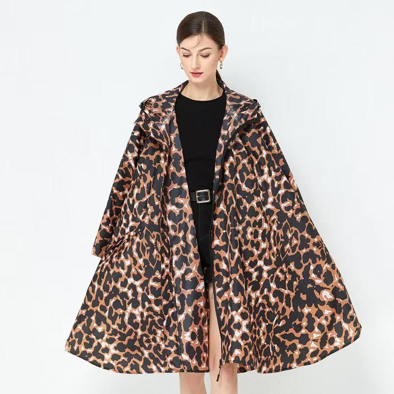 Fashion Big Size Women Leopard Raincoat Lightweight Rain Coat Poncho Ladies Waterproof Cloak Raincoats Adults Windproof Rainwear