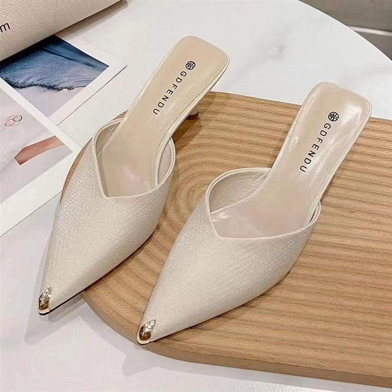 Модная обувь для женщин на каблуке, кожаные шлепанцы, белые босоножки, свадебные женские тапочки, высококачественные уникальные тапочки-хлопушки, распродажа премиум-класса
