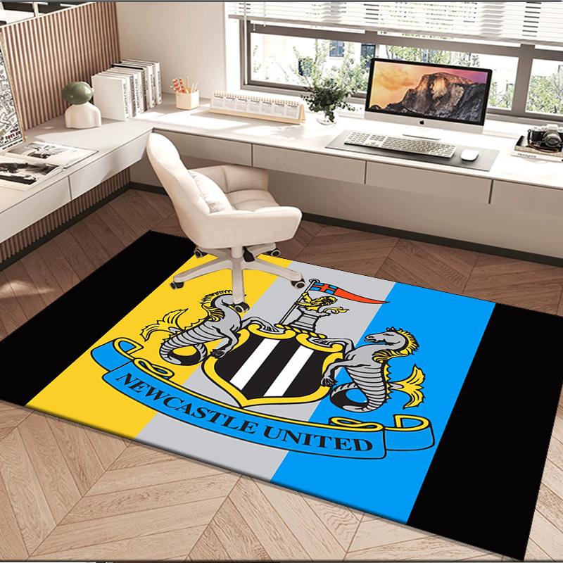 1PC rug Newcastle United Crest Carpet, Chair Rug,Area Rug for Office Bedroom living rooms bedroom, Doormat decor Christmas fan gifts