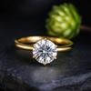 Помолвочное кольцо с муассанитом круглой огранки – Позолоченное желтым золотом кольцо-солитер, Классическое юбилейное кольцо, Кольцо обещания, Ювелирный подарок для женщин