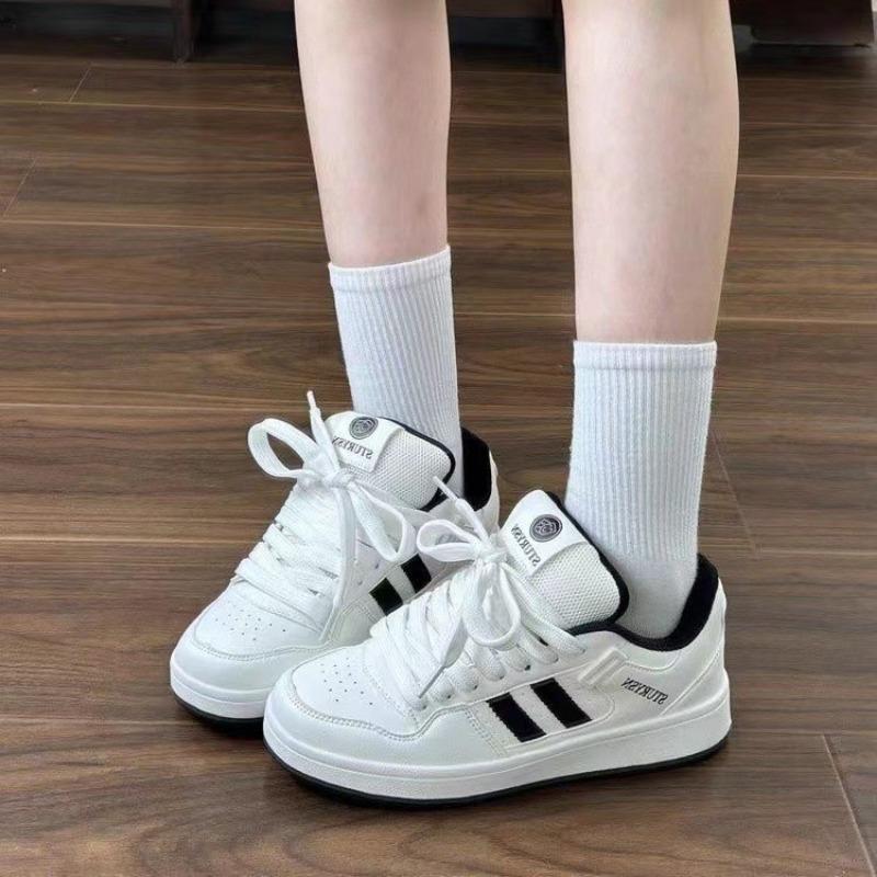 Модные женские туфли на толстой подошве 2024 года, летние новые стильные повседневные универсальные дышащие туфли для скейтбординга, удобная спортивная обувь