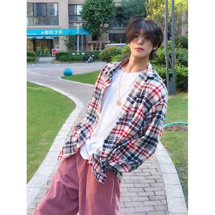 2024 Клетчатая рубашка с длинным рукавом в японском стиле Гонконга Ins Свободная рубашка для мальчиков Летнее модное универсальное повседневное пальто