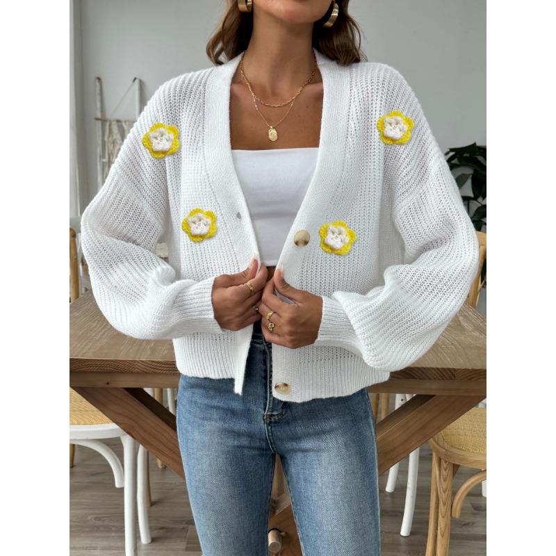 Женский осенне-зимний вязаный крючком цветочный пэчворк короткий кардиган на пуговицах свитер