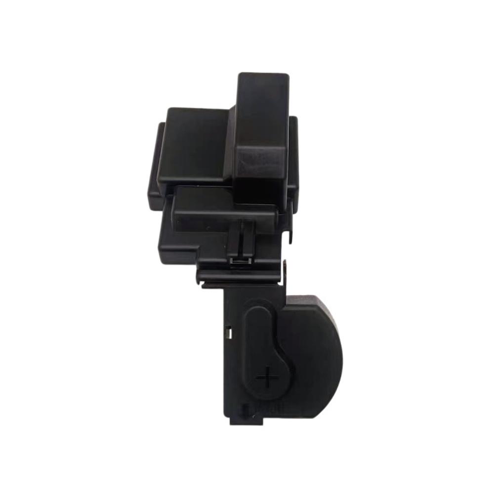 Крышка положительной клеммы аккумулятора для Mazda D651-67-KB1