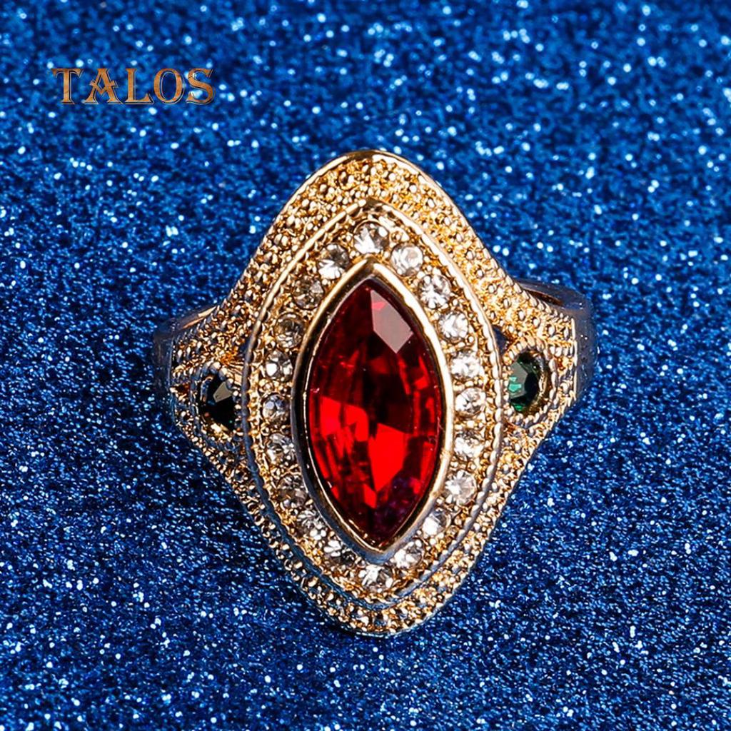 Женское кольцо с хрусталем