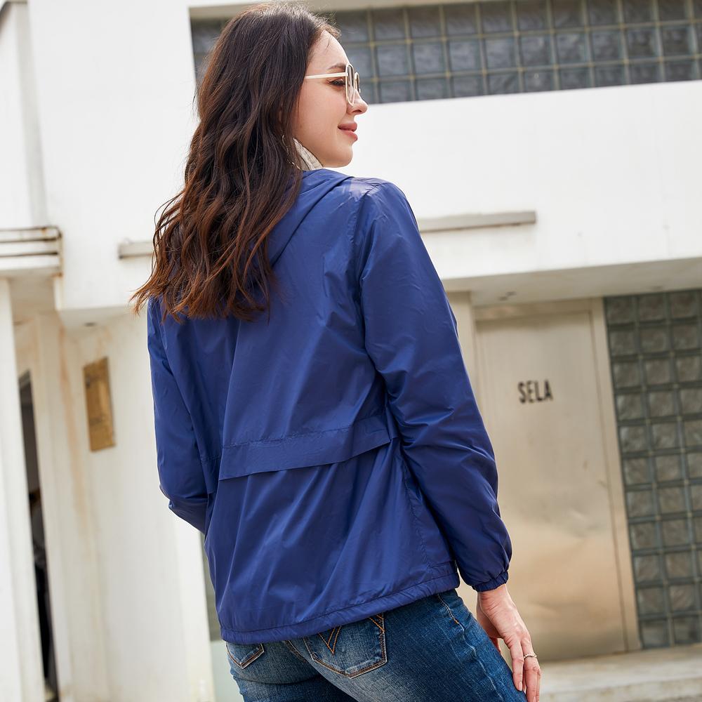 Женская ветровка с капюшоном, легкая дождевик, уличный короткий плащ, легкая сетчатая тонкая верхняя одежда на молнии, непромокаемая одежда