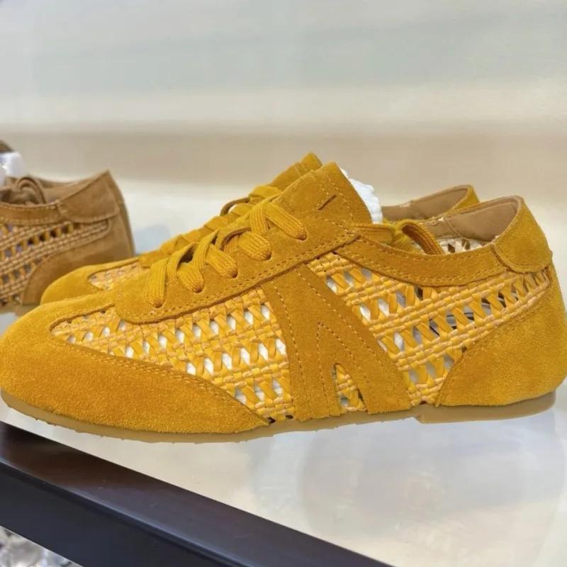 Fashion 2025 New Women's Retro Woven Openwork Sandals Breathable Mesh Soft Sole Casual Sneakers for Summer Versatile & Comfortable