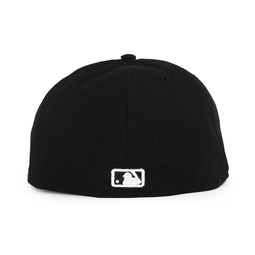 New Era 59FIFTY Boston Red Sox MLB Fitted Cap In Black and White Team-Basic (5950) (Size 8-1/4 (approx. 65.4cm)) [Used]