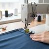 Роликовая лапка T9 для прямострочной швейной машины Изготовлена из высококачественной нержавеющей стали и резины Регулируемая ширина 0-13,5 мм Комплект
