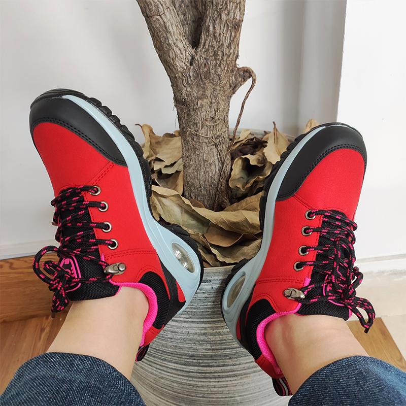 Women's Black Shoes with Soft Soles Comfortable Steep Steps Comfortable Thick Soles Sports Shoes That Can Be Worn All Year Round