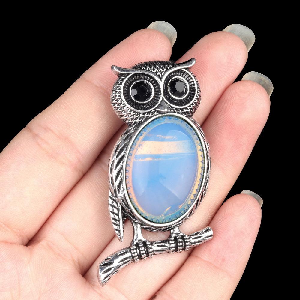 Alloy Inlaid Natural Crystal Agate Owl Necklace, Semi-Precious Stone Animal Pendant for Women