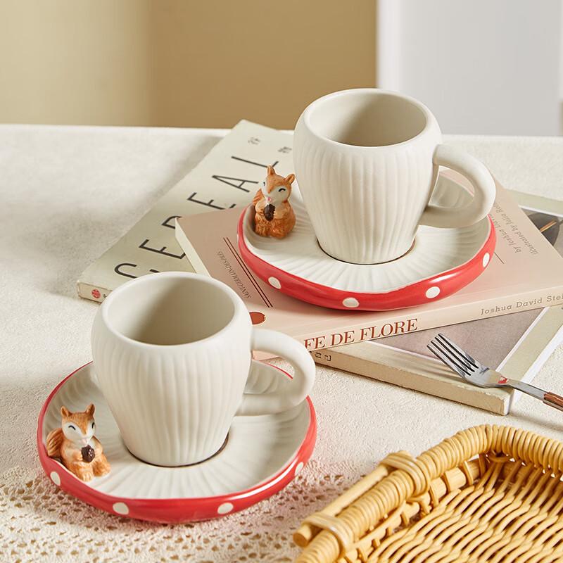 Набор керамических кофейных чашек De'ou Starlight с тиснением в виде белки