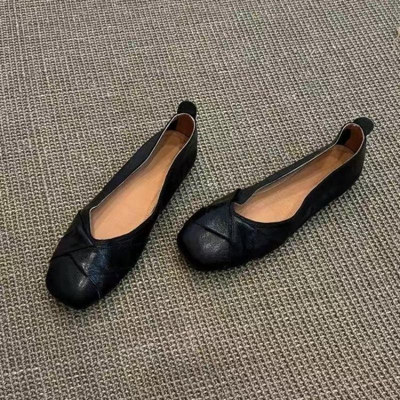 Модная обувь Однотонные слипоны на плоской подошве для женщин 2025 Новые темпераментные ретро универсальные удобные туфли-лодочки