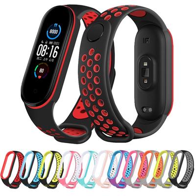 Силиконовый ремешок для Xiaomi Mi Band 8 7 6 5 4 3 двухцветный ремешок против пота спортивный дышащий сменный ремешок с пряжкой для Mi Band 8 7 6 5 4 3