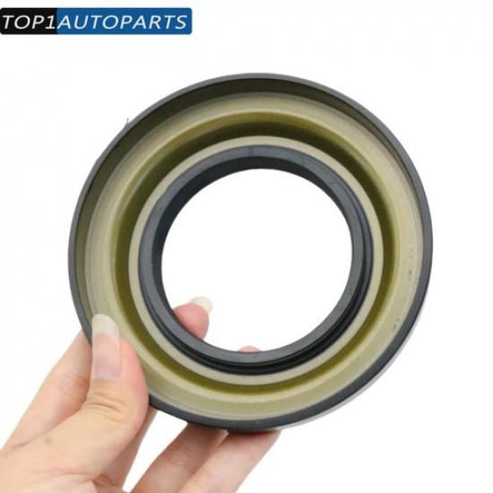 High Quality 2X Motor Carrier Oil Seal Fits Bobcat 645 653 742 743 751 753 763