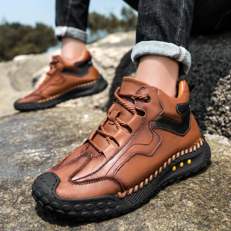 Fashion Non-Slip Male Walking Footwear Retro Style Men's Basic Boots Fashion Comfortable Leather Botas Classic Outdoor Motocross Boots