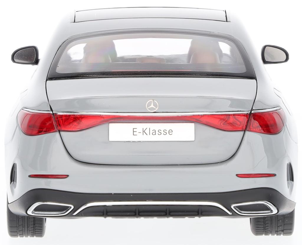 [Mercedes-Benz Collection] Genuine E-Class Sedan AMG Line (W214) Manufaktur Alpen Gray 1/18 Scale
