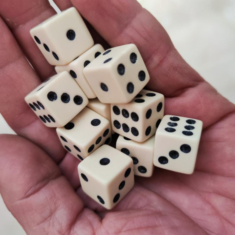 10 шт./компл., новый продукт для внешней торговли, 15 мм, квадратный угол, сплошной цвет, игральные кости, принадлежности для настольных игр