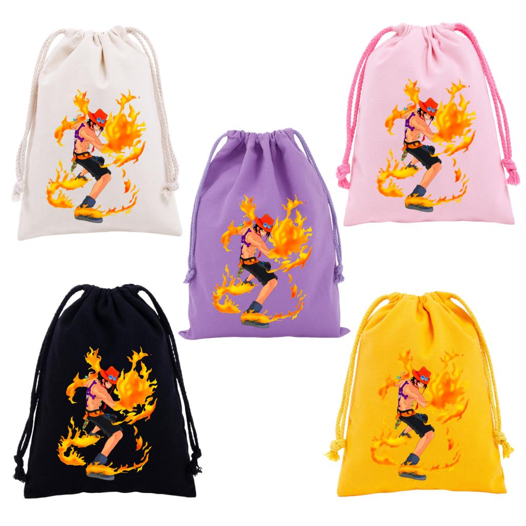 Аниме One Piece Мешок на завязках Персонаж мультфильма Луффи Печать Сумка для подарков на вечеринку с конфетами Портативная дорожная сумка для хранения туалетных принадлежностей и косметики