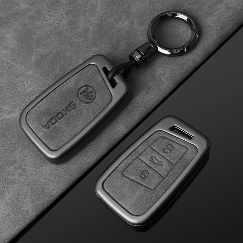 HLLQ9 Leather Zinc Alloy Car Smart Remote Key Case Full Cover Protector Shell Fob for Skoda Kodiaq Superb A7 Auto Keychain Accessories