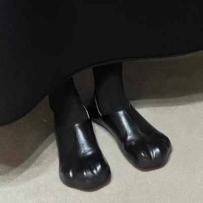 Нишевые супермягкие женские туфли с кошачьей лапкой, наступающие на пятку, два способа носки, туфли-лодочки с легким вырезом, женские балетки, французские туфли Мэри Джейн