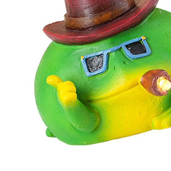 Frog Figurine Funny Smoke Frog Solar Garden Light Resin Waterproof Collectible Animal Ornaments for Patio Balcony Yard Garden