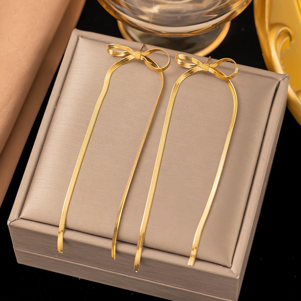 Elegant Retro Stainless Steel Earrings with Exaggerated Design for Women