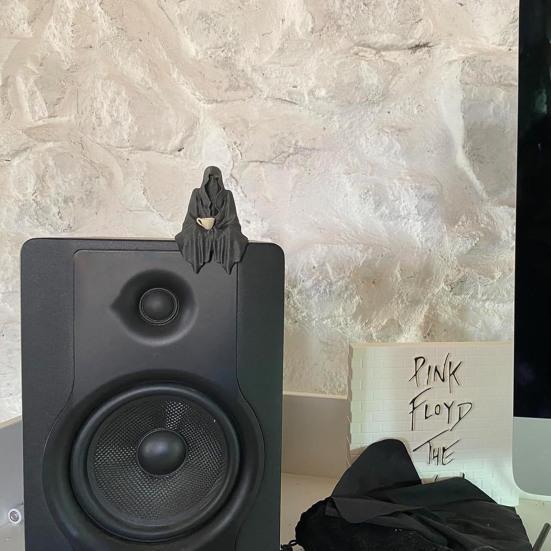 Halloween Black Robe Ornament Spooky Gothic Grim Reaper Figurine Statue Sculpture Holiday Party Home Office Desktop Decoration