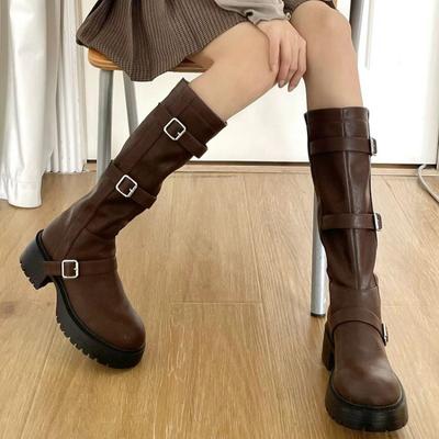 Мода 2024 Женская обувь Сапоги до колена Женские сапоги Лаконичные Современные сапоги Женские Пряжка на ремне Круглый носок Средний каблук Платформа Обувь слипоны Женские