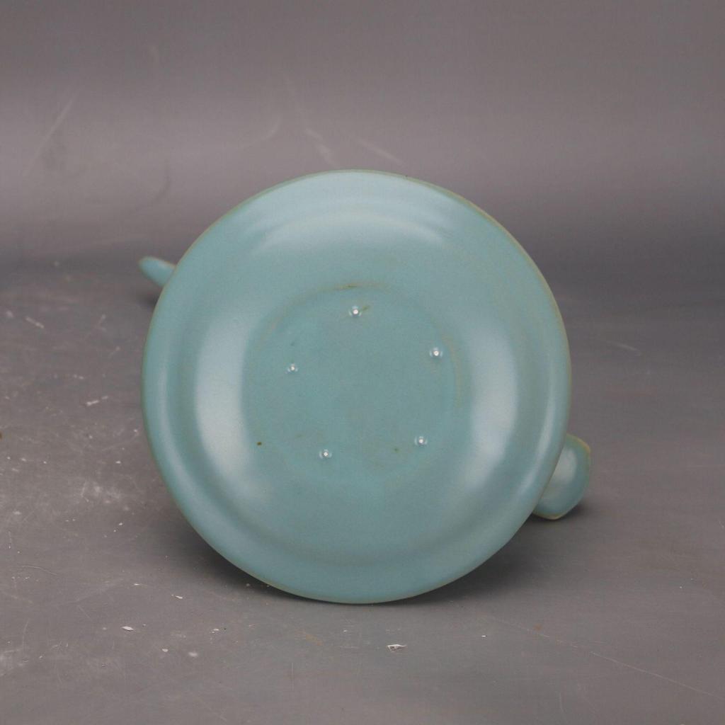 Song Dynasty Qian De Year 1: Blue Glazed Goose-Shaped Incense Burner - Antique Porcelain Decorative Collectible