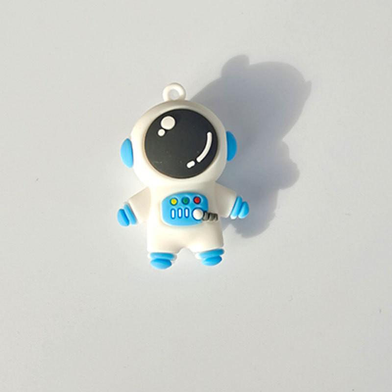 Брелок с мультяшным космонавтом: Милая кукла-космонавт-подвеска для сумок и машин