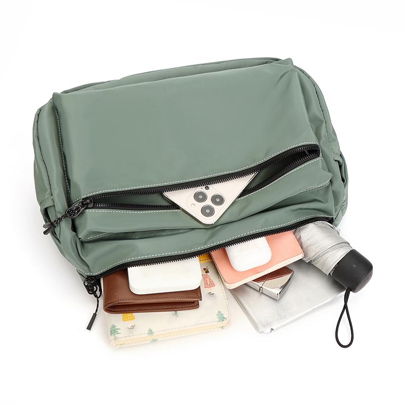 Women's Large Capacity Shoulder Bag Men's Sports Crossbody Bag Light Solid Color Mountaineering Dumpling Bag