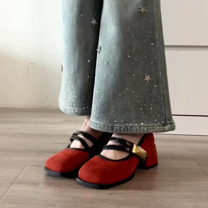 Квадратная головка толстый каблук красные одинарные туфли женские 2025 новые французские ретро Мэри Джейн высокие каблуки не надоели