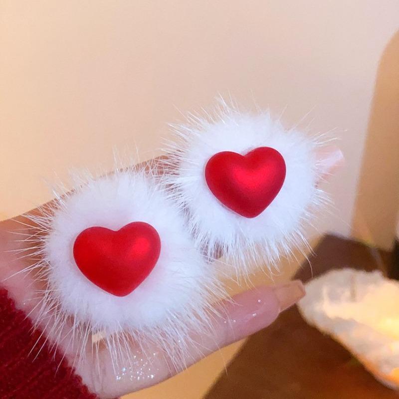 Серебряная игла красное сердце Новогодние серьги женские нишевые простые праздничные серьги универсальные модные серьги легкая роскошь высокий стиль